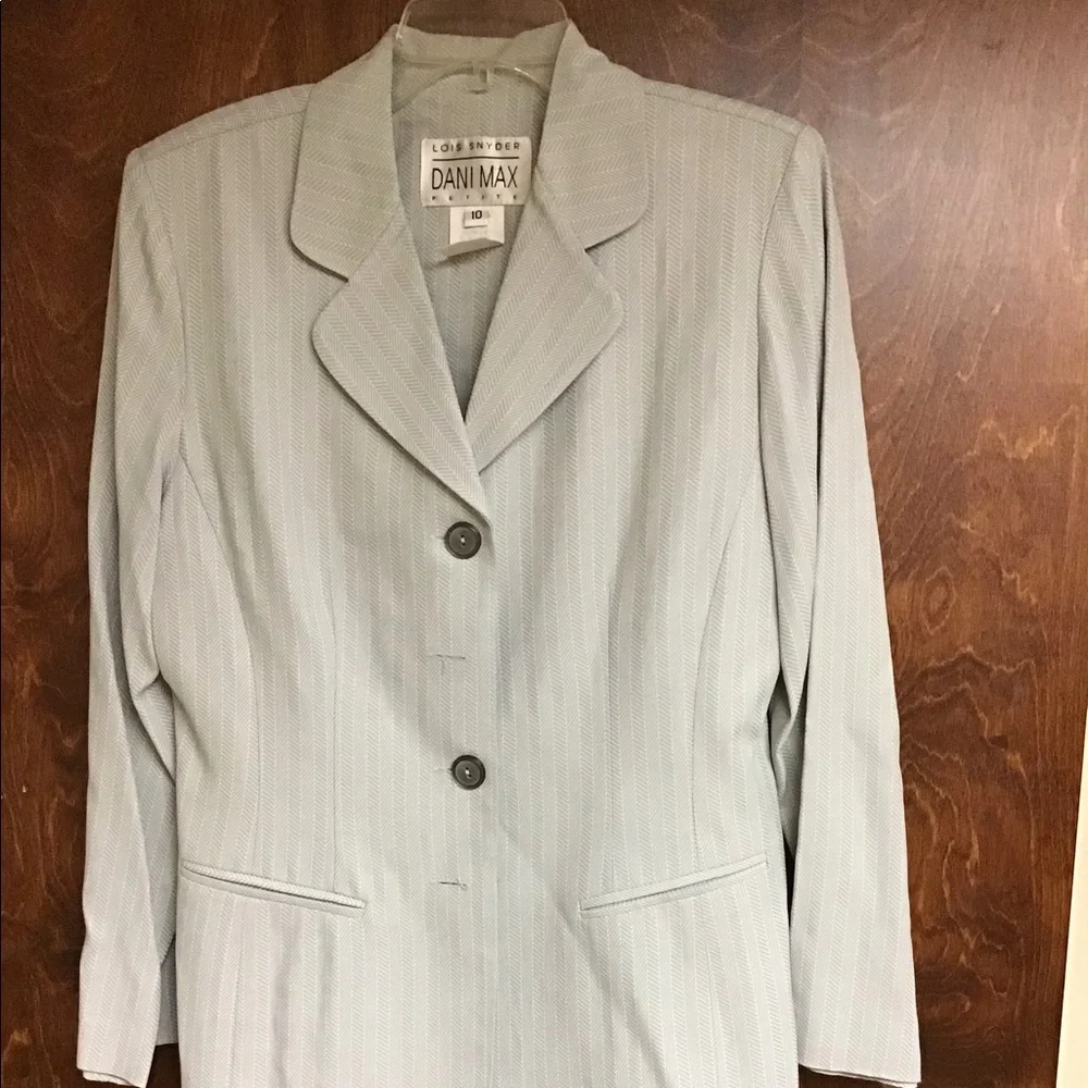 Womens Petite Size 10 pant suit - Picture 2 of 8